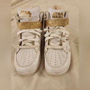 Gently used Size 5 Star Wars high top tennis shoes